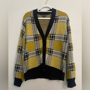 Plaid Yellow and Black Women's Sweater